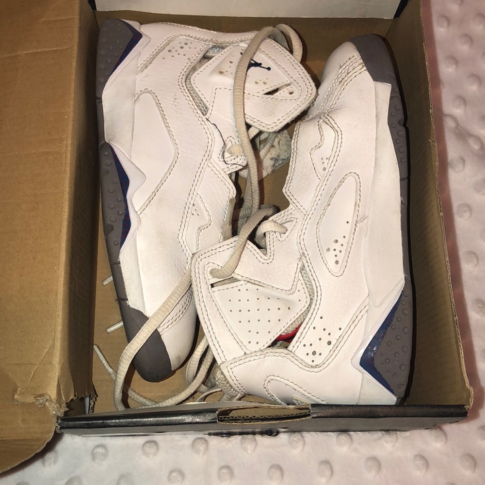 * AUTHENTIC *. Jordan Retro 12 lows.